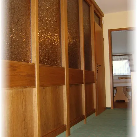 In Schoenmuenzach Lägenhet *