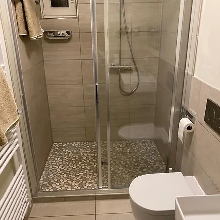 In Schoenmuenzach * بيرسبرون
